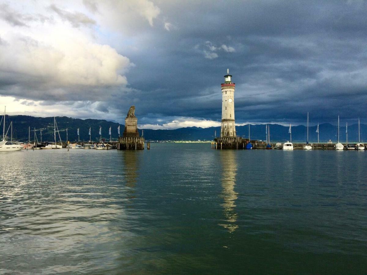 Modernes Apartment Am Bodensee ヴァッサーブルク エクステリア 写真